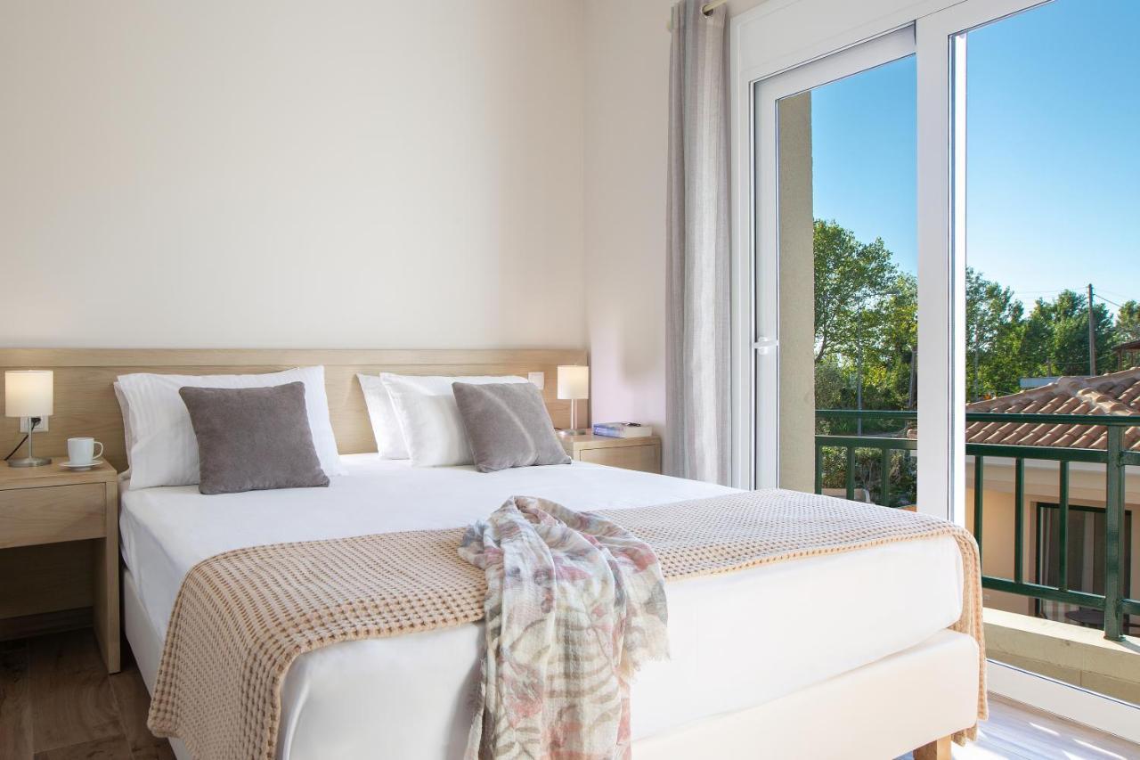Anthemis Luxury Villas Kariotai ภายนอก รูปภาพ