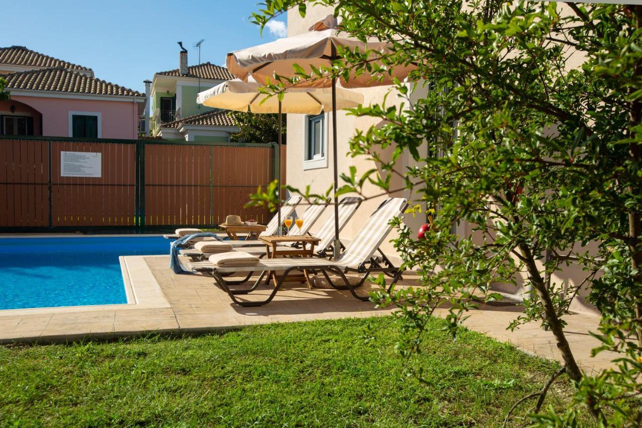 Anthemis Luxury Villas Kariotai ภายนอก รูปภาพ