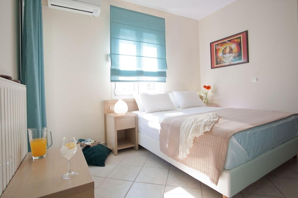 Anthemis Luxury Villas Kariotai ภายนอก รูปภาพ