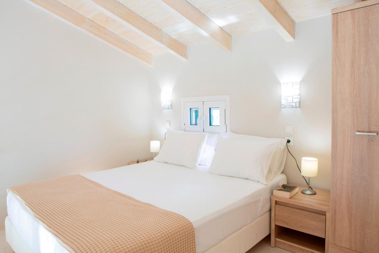 Anthemis Luxury Villas Kariotai ภายนอก รูปภาพ