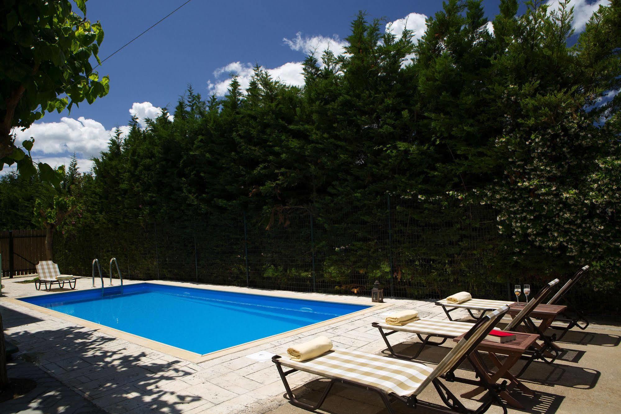 Anthemis Luxury Villas Kariotai ภายนอก รูปภาพ