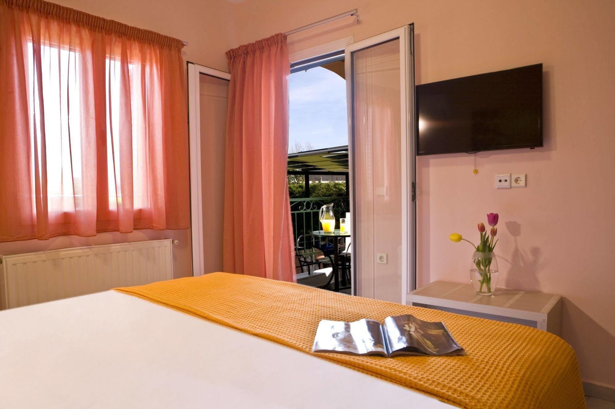 Anthemis Luxury Villas Kariotai ภายนอก รูปภาพ