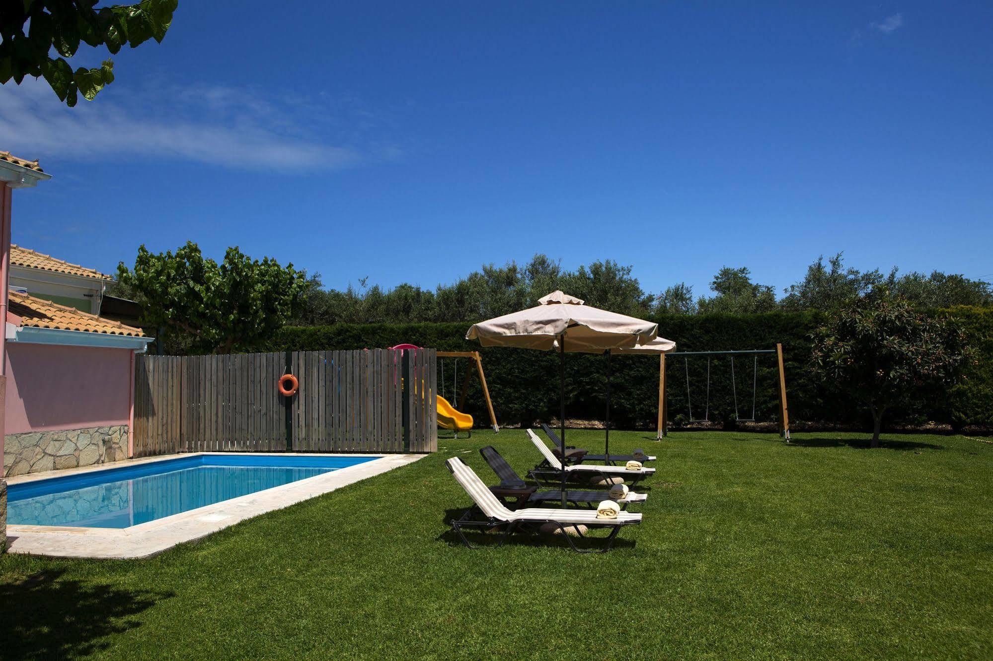 Anthemis Luxury Villas Kariotai ภายนอก รูปภาพ