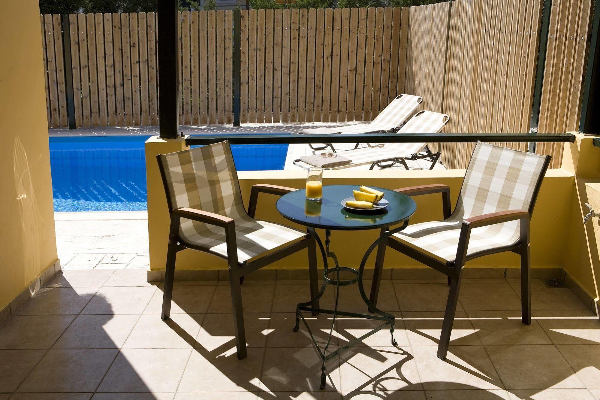 Anthemis Luxury Villas Kariotai ภายนอก รูปภาพ